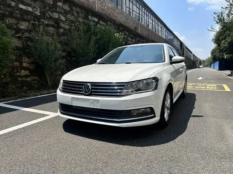 Volkswagen Lavida 2015