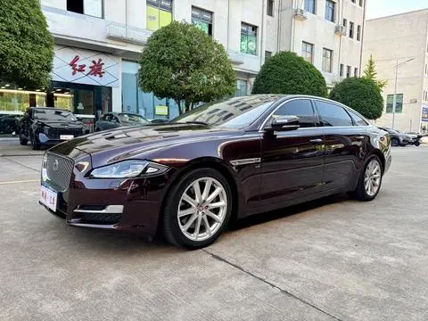 Jaguar XJ 2016