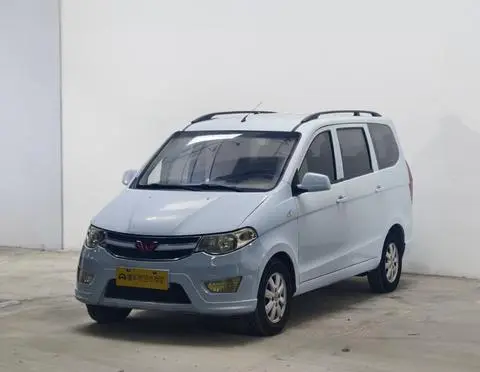 Wuling Hongguang 2014