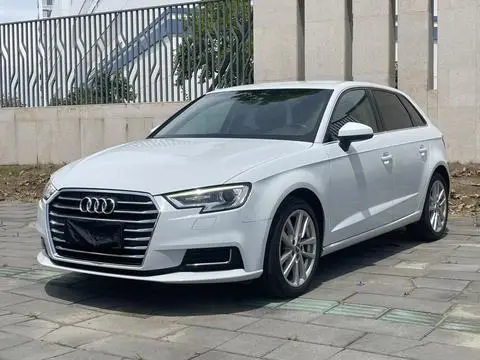 Audi A3 2019 — фото 1
