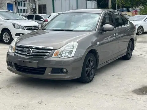 Nissan 轩逸 2012