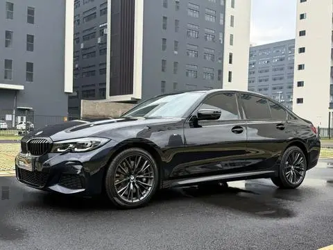 BMW 3 Series 2022