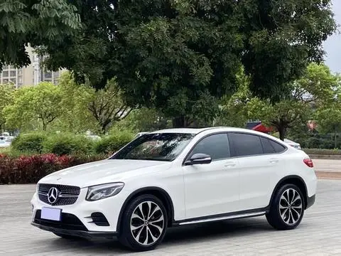 Mercedes-Benz GLC轿跑 2017