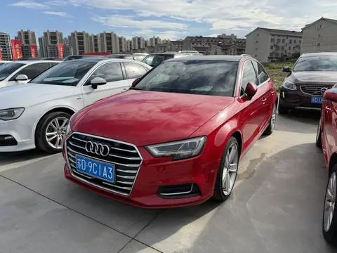 Audi A3 2017 — фото 1