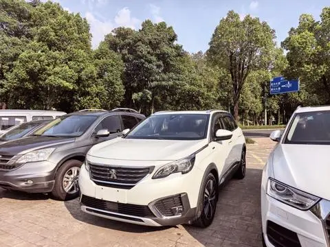 Peugeot 5008 2019