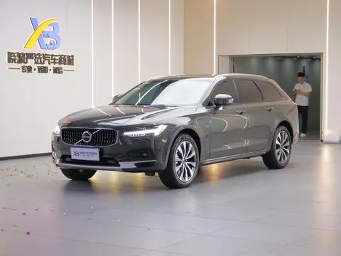 Volvo V90 2021 — фото 1