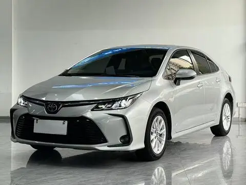 Toyota Corolla 2021 — фото 1