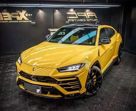 Lamborghini Urus 2021