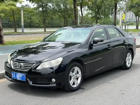 Toyota Reiz 2010