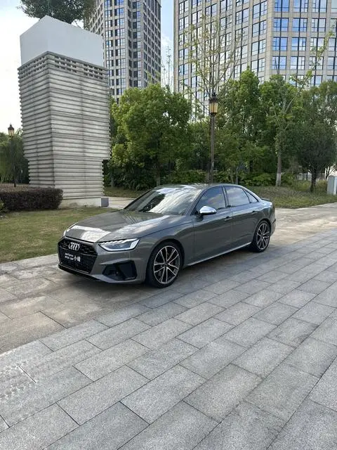 Audi S4 2023