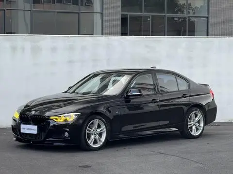 BMW 3 Series 2019 — фото 1