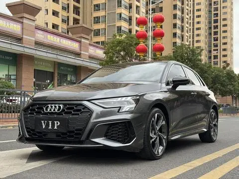 Audi A3 2022 — фото 1