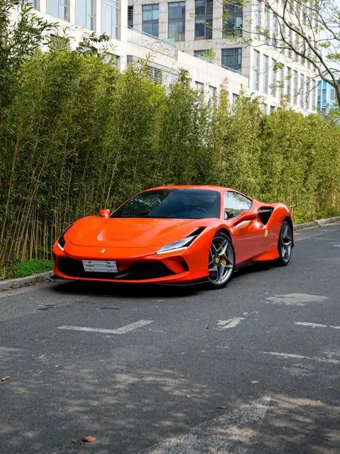 Ferrari F8 2019