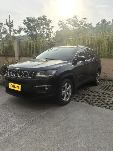 Jeep 指南者 2017