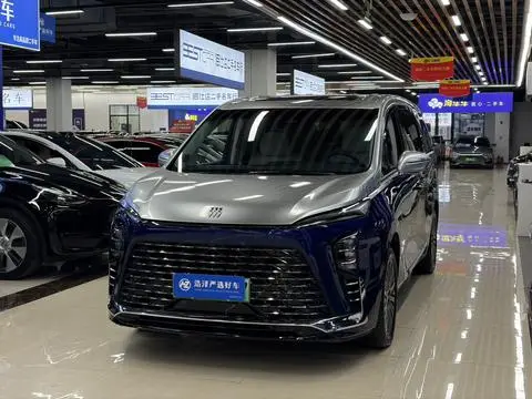 Buick GL8 PHEV 2024