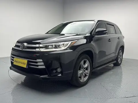 Toyota Highlander 2021