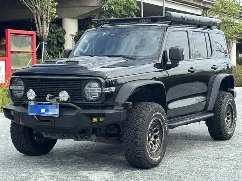 TANK 300 2023