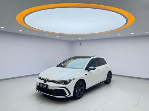 Volkswagen Golf 2021