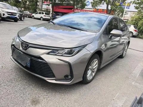 Toyota Corolla 2022 — фото 1