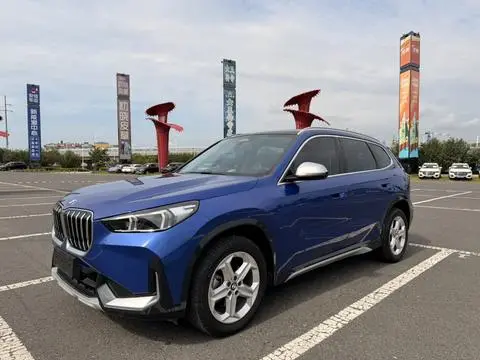 BMW X1 2023 — фото 1