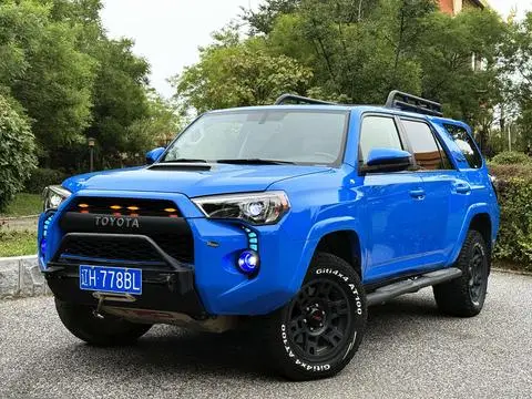Toyota 4Runner 2022 — фото 1