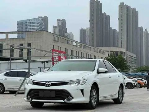 Toyota Camry 2016