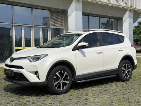 Toyota RAV4 2019 — фото 1