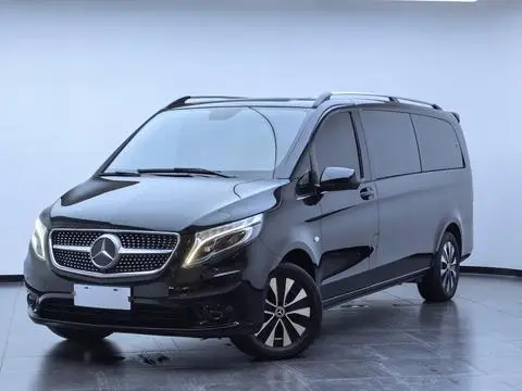 Mercedes-Benz 威霆 2021