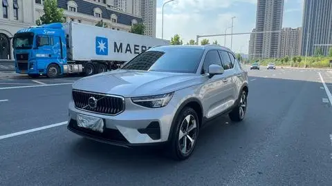 Volvo XC40 2023