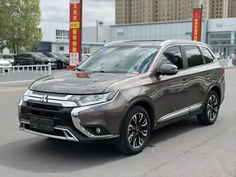 Mitsubishi 欧蓝德 2020