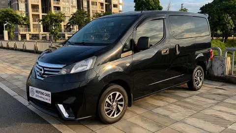 Nissan NV200 2016