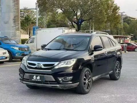 BYD S7 2015