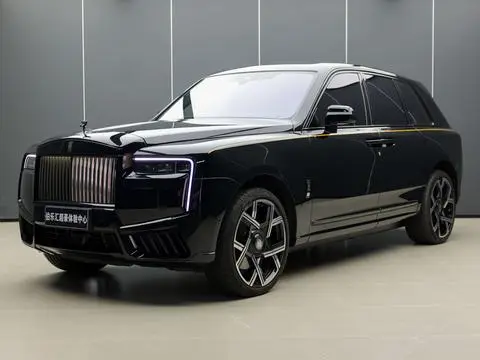 Rolls Royce Cullinan 2025