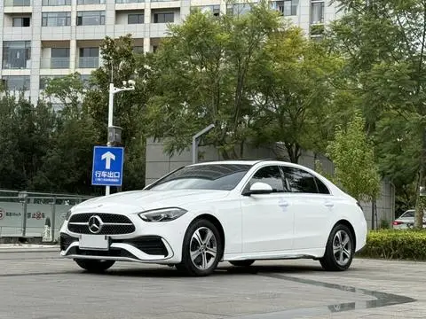 Mercedes-Benz C-Class 2022
