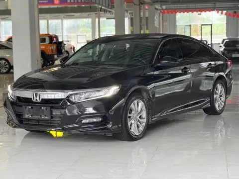 Honda Accord 2018 — фото 1