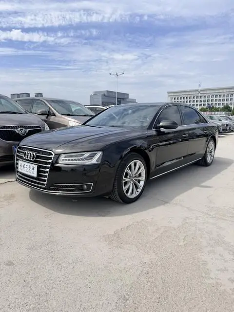 Audi A8 2014