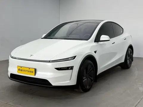 Tesla Model Y 2026