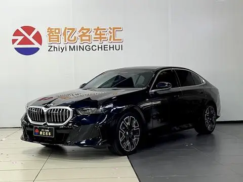 BMW 5 Series 2025