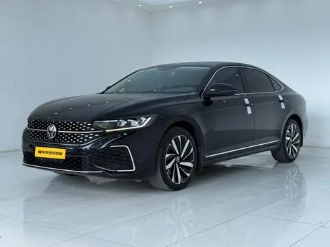 Volkswagen Passat 2023