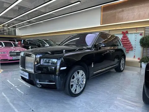 Rolls Royce Cullinan 2018