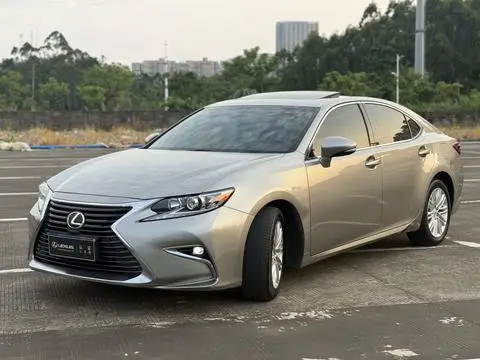 Lexus ES 2015