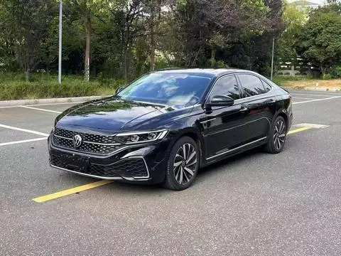 Volkswagen Passat 2022