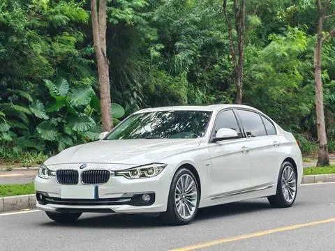 BMW 3 Series 2017 — фото 1