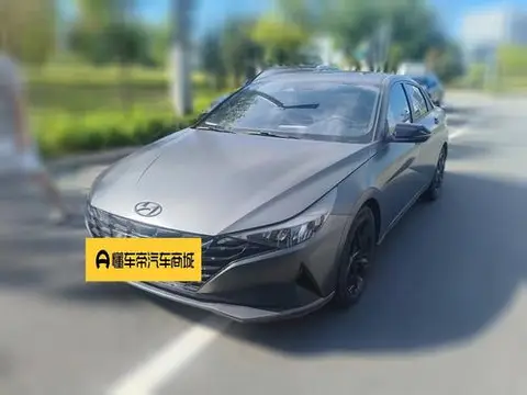 Hyundai Elantra 2022
