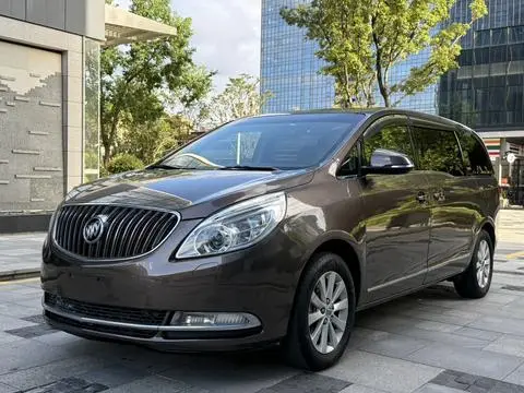 Buick GL8 2014 — фото 1