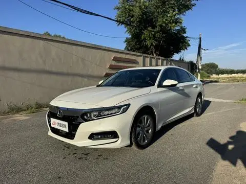 Honda Accord 2018 — фото 1