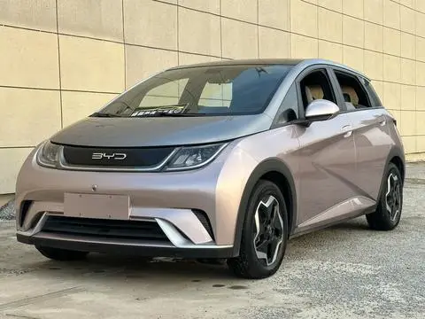 BYD Dolphin 2021 — фото 1