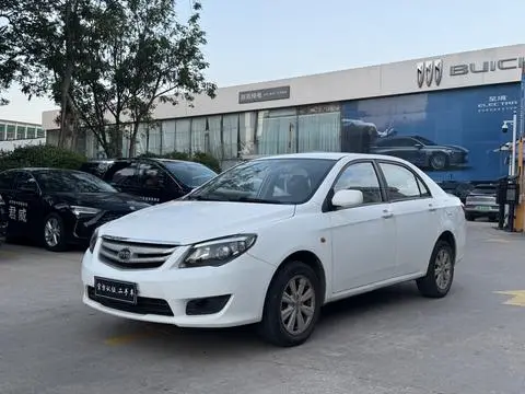 BYD L3 2015