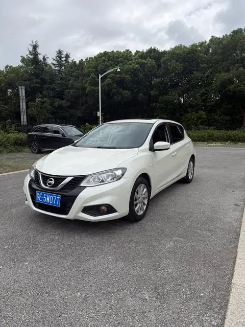 Nissan 骐达TIIDA 2016 — фото 1