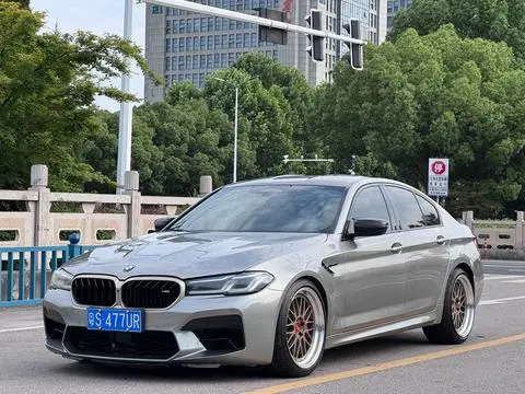 BMW M5 2021